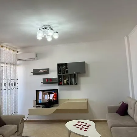 In The Center Apartment *